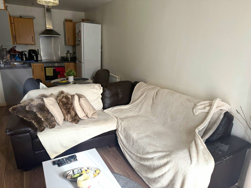 Grey black shape corner - &, l-shape
